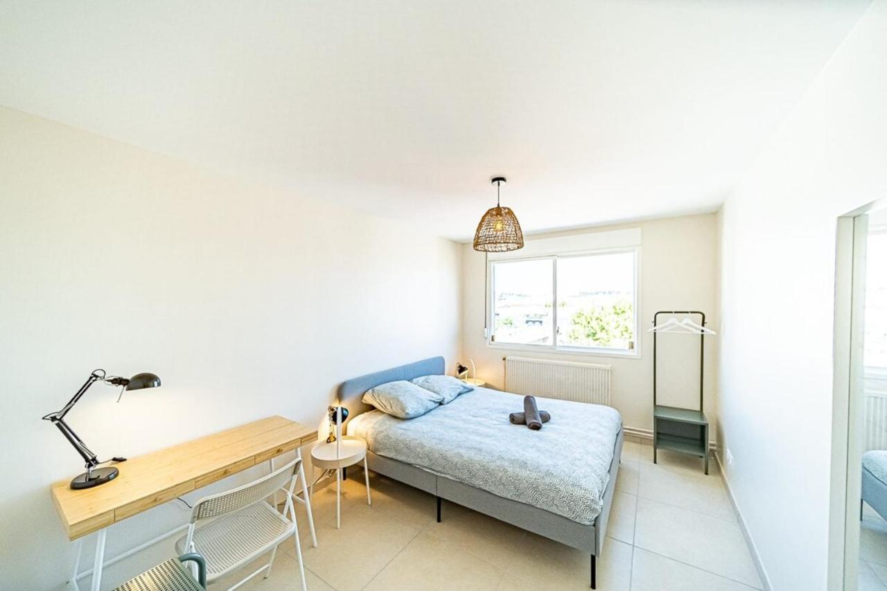 Le Pressense 4 Pers Balcon-Metro Republique Apartman Villeurbanne Kültér fotó